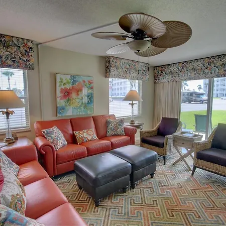 El Matador 110 - Ground Floor Unit With Easy Walk To The Beach!